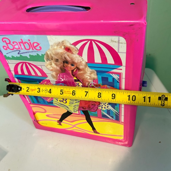 1989. Vintage barbie portable closet - Picture 6 of 9
